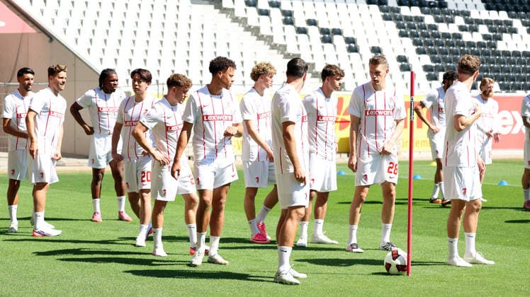12.07.2026, xrekx, Fussball 1.Bundesliga, SC Freiburg - Trainingsauftakt Saison 2026 27 v.l. Vincenzo Grifo (SC Freiburg) Lucas Hoeler (SC Freiburg) Jordy Makengo (SC Freiburg) Rihito Yamamoto (SC Freiburg) (DFL DFB REGULATIONS PROHIBIT ANY USE OF PHOTOGRAPHS as IMAGE SEQUENCES and or QUASI-VIDEO) Freiburg *** July 12, 2026, xrekx, Soccer, Bundesliga 1, SC Freiburg Starts Training for the 2026–27 Season: Vincenzo Grifo (SC Freiburg), Lucas Hoeler (SC Freiburg), Jordy Makengo (SC Freiburg), Rihito Yamamoto (SC Freiburg). DFL and DFB regulations prohibit any use of photographs as image sequences and or QUASI VIDEO Freiburg