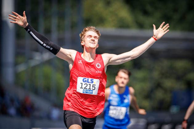 85. Deutsche Meisterschaften U20; Bochum, 12.07.2026 Marc Leonard Hildebrand (Dresdner SC 1898) gewinnt über die 110m Hürden und hatte im Halbfinale einen neuen deutschen U20-Rekord aufgestellt; 85. Deutsche Meisterschaften U20 am 12.07.2026 im Lohrheidestadion, Bochum (Nordrhein-Westfalen) *** 85 German U20 Championships, Bochum, July 12, 2026: Marc Leonard Hildebrand of Dresdner SC 1898 won the 110-meter hurdles and set a new German U20 record in the semifinals at the 85th German U20 Championships on July 12, 2026, at the Lohrheidestadion, Bochum, North Rhine-Westphalia Copyright: xBEAUTIFULxSPORTS B.Hoffmannx