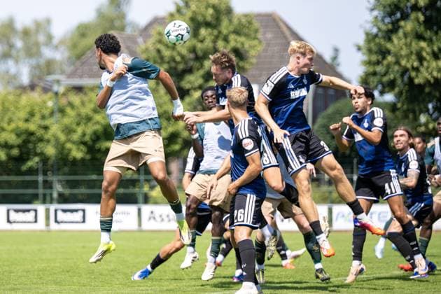 SWOLGEN , 12-07-2026 , Sportpark Kerkebos , pre season 2026 2027 , Dutch Keukenkampioen divisie , football , friendly match between Top Oss and - MSV Duisburg , picture shows pressure on the MSV goal Top Oss - MSV Duisburg (friendly)  x204994966x Copyright: