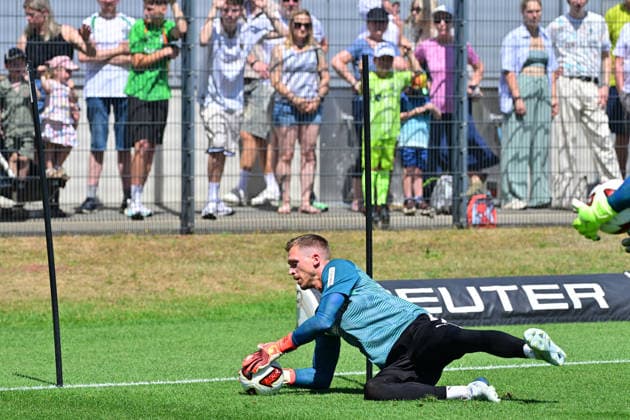 12.07.2026; Moenchengladbach; Fussball, Herren, Saison 2026 2027, Trainingsauftakt Borussia Moenchengladbach Neuzugang Torwart Daniel Batz (Gladbach) DFL regulations prohibit any use of photographs as image sequences and or quasi-video. ista-Borussia-Park NRW Deutschland *** July 12, 2026, Mönchengladbach Soccer, Men s, 2026–2027 Season, Start of Training: Borussia Mönchengladbach New Signing, Goalkeeper Daniel Batz, Gladbach. DFL regulations prohibit any use of photographs as image sequences and or quasi-video content at Borussia Park, NRW, Germany.