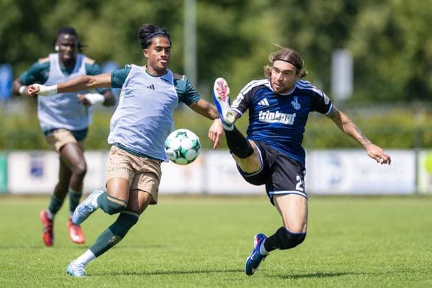 SWOLGEN , 12-07-2026 , Sportpark Kerkebos , pre season 2026 2027 , Dutch Keukenkampioen divisie , football , friendly match between Top Oss and MSV Duisburg , picture shows TOP Oss player Mauresmo Hinoke Top Oss - MSV Duisburg (friendly)  x204995127x Copyright: