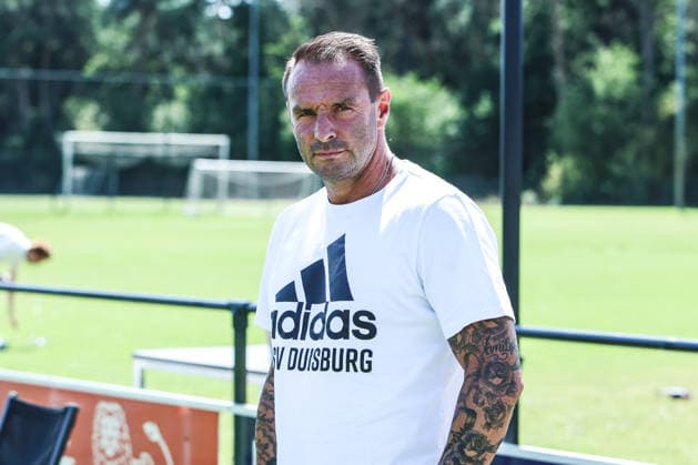 Fussball, 3.Liga Saison 2026 2027 Testspiel TOP Oss - MSV Duisburg 12.07.2026, De Kerkebos Dietmar Hirsch (Cheftrainer, MSV Duisburg) Swolgen De Kerkebos Niederlande *** Sports, Soccer, 3rd Division, 2026–2027 Season, Friendly Match: TOP Oss vs. MSV Duisburg, July 12, 2026, De Kerkebos; Dietmar Hirsch, Head Coach, MSV Duisburg, Swolgen, De Kerkebos, Netherlands
