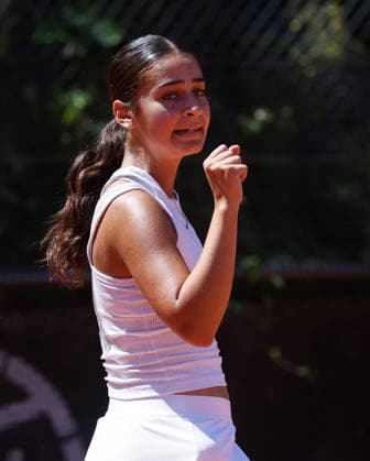 Ludwigsburg, Tennis TC Ludwigsburg 2 vs. TK Bietigheim, Öyku Sahbaz (TCL) jubelt und ballt die Faust *** Ludwigsburg, Tennis TC Ludwigsburg 2 vs. TK Bietigheim, Öyku Sahbaz of TCL celebrates and pumps her fist