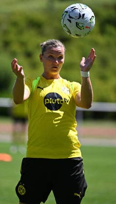 12.07.2026, xophax, Fussball ,2. Frauen-Bundesliga , Frauenfussball. Bourussia Dortmund. Testspiel in der Sportschule Hennef Borussia Dortmund gegen Eintracht Frankfurt II. Alexandra Popp Koeln *** July 12, 2026, xophax, Soccer, Women s Bundesliga 2, Women s Soccer: Borussia Dortmund Friendly Match at the Hennef Sports School—Borussia Dortmund vs. Eintracht Frankfurt II—Alexandra Popp, Cologne