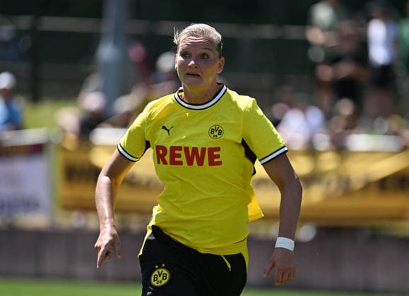 12.07.2026, xophax, Fussball ,2. Frauen-Bundesliga , Frauenfussball. Bourussia Dortmund. Testspiel in der Sportschule Hennef Borussia Dortmund gegen Eintracht Frankfurt II. Alexandra Popp ( Bor. Dortmund ) Koeln *** July 12, 2026, xophax, Soccer, Women s Bundesliga 2, Women s Soccer: Borussia Dortmund Friendly Match at the Hennef Sports School—Borussia Dortmund vs. Eintracht Frankfurt II—Alexandra Popp, Borussia Dortmund, Cologne
