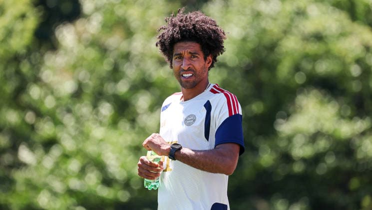 12.07.2026, Deutschland, Stuttgart, Fussball, Testspiel, Regionalliga Südwest, SV Stuttgarter Kickers vs. FC Bayern München II, Bayern Trainer Costa Santos Dante *** July 12, 2026, Germany, Stuttgart, Soccer, Friendly Match, Regionalliga Südwest, SV Stuttgarter Kickers vs. FC Bayern Munich II, Bayern Coach Costa Santos Dante