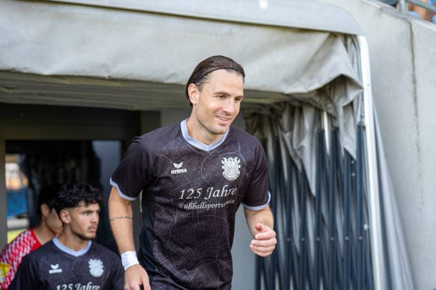 12.07.2026, xhfmx, Fussball Testspiel, FSV Frankfurt - RW Walldorf Cas Peters (10, FSV Frankfurt) (DFL DFB REGULATIONS PROHIBIT ANY USE OF PHOTOGRAPHS as IMAGE SEQUENCES and or QUASI-VIDEO) *** July 12, 2026, xhfmx, Soccer Friendly Match, FSV Frankfurt vs. RW Walldorf, Cas Peters 10, FSV Frankfurt: DFL and DFB regulations prohibit any use of photographs as image sequences and or quasi-video.