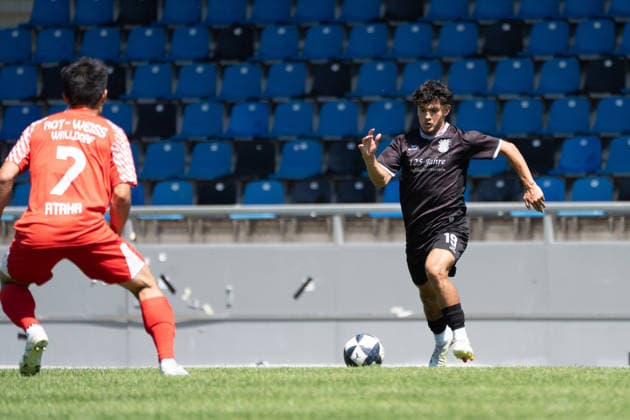 12.07.2026, xhfmx, Fussball Testspiel, FSV Frankfurt - RW Walldorf v.l. Yu Ataka (7, Rot-Weiß Walldorf), Elias Breir (19, FSV Frankfurt) (DFL DFB REGULATIONS PROHIBIT ANY USE OF PHOTOGRAPHS as IMAGE SEQUENCES and or QUASI-VIDEO) *** July 12, 2026, xhfmx, Soccer Friendly Match, FSV Frankfurt vs. RW Walldorf, Yu Ataka 7, Rot Weiß Walldorf, Elias Breir 19, FSV Frankfurt: DFL and DFB regulations prohibit any use of photographs as image sequences and or quasi-video