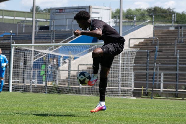 12.07.2026, xhfmx, Fussball Testspiel, FSV Frankfurt - RW Walldorf Uche Obiogumu (FSV Frankfurt) (DFL DFB REGULATIONS PROHIBIT ANY USE OF PHOTOGRAPHS as IMAGE SEQUENCES and or QUASI-VIDEO) *** July 12, 2026, xhfmx, Soccer Friendly Match, FSV Frankfurt vs. RW Walldorf, Uche Obiogumu, FSV Frankfurt, DFL, DFB. REGULATIONS PROHIBIT ANY USE OF PHOTOGRAPHS AS IMAGE SEQUENCES AND OR QUASI-VIDEO