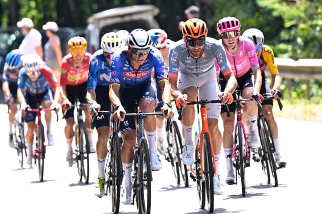 Tour de France 2026 Stage 9 USSEL, FRANCE - JULY 12 : Van Der Poel Mathieu (NED) of Alpecin - Premier Tech , Ganna Filippo (ITA) of Netcompany INEOS during stage 9 of the 113rd edition of Tour de France an UCI World Tour 2.UWT cycling road race stage for Men Elite of 185 km with start in Malemort and finish in Ussel on July 12, 2026 in Ussel, France, 12 07 2026 ( Motordriver Kurt Vandenborre - Ussel France  Copyright: xTomasxSiskx