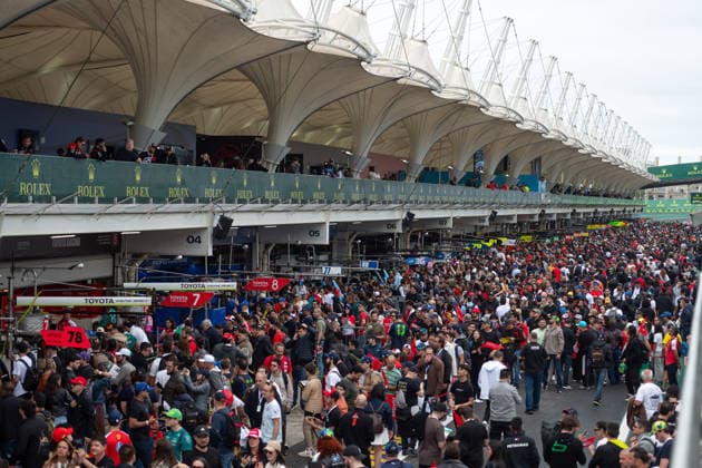 FIA WEC Rolex 6 Horas de São Paulo SaO PAULO, SP - 12.07.2026: FIA WEC ROLEX 6 HORAS DE SaO PAULO - Sunday (12) is race day, but before that, the public has the opportunity to meet the drivers up close at the pit walk. of the Brazilian stage of the FIA World Endurance Championship (WEC) Rolex 6 Hours of Sao Paulo, at Interlagos, Sao Paulo-SP. (Photo: Luis Franca Fotoarena) x2983564x  LuisxFranca
