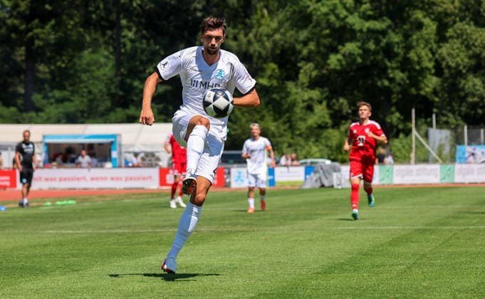 12.07.2026, Deutschland, Stuttgart, Fussball, Testspiel, Regionalliga Südwest, SV Stuttgarter Kickers vs. FC Bayern München II, Elvir Zukaj (Kickers) *** July 12, 2026, Germany, Stuttgart, Soccer, Friendly Match, Regionalliga Southwest, SV Stuttgarter Kickers vs. FC Bayern Munich II, Elvir Zukaj Kickers