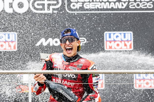 GER, Großer Preis von Deutschland, MotoGP. 11. Lauf, FIM Motorrad-Weltmeisterschaft. 12.07.2026, Sachsenring, Hohenstein-Ernstthal, GER, Großer Preis von Deutschland, MotoGP. 11. Lauf, FIM Motorrad-Weltmeisterschaft. Podium: Sieger 93, Marc Marquez, Ducati Lenovo Team spritzt mit Champagne Â Foto: Alexander Trienitz Hohenstein-Ernstthal Sachsenring Sachsen Deutschland *** GER, German Grand Prix, MotoGP Round 11, FIM Motorcycle World Championship, July 12, 2026, Sachsenring, Hohenstein Ernstthal, GER, German Grand Prix, MotoGP Round 11, FIM Motorcycle World Championship Podium Winner 93, Marc Marquez, Ducati Lenovo Team sprays champagne. Photo by Alexander Trienitz, Hohenstein Ernstthal, Sachsenring, Saxony, Germany