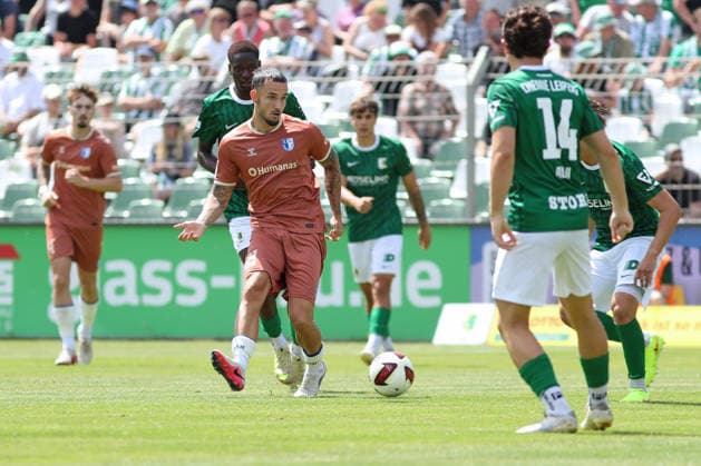 Testspiel: BSG Chemie Leipzig - 1. FC Magdeburg, 12.07.2026 Falko Michel (21, 1. FC Magdeburg). Fußball, Saison-Vorbereitung 2026 2027, Testspiel: BSG Chemie Leipzig (Regionalliga Nordost) vs. 1. FC Magdeburg (2. Bundesliga) am 12.07.2026 im Alfred-Kunze-Sportpark, Leipzig Leutzsch. *** Friendly Match: BSG Chemie Leipzig vs. 1. FC Magdeburg, July 12, 2026; Falko Michel, 21; 1. FC Magdeburg Soccer; 2026–2027 Preseason; Friendly match: BSG Chemie Leipzig (Regionalliga Nordost) vs. 1 FC Magdeburg (2. Bundesliga) on July 12, 2026, at Alfred Kunze Sportpark, Leipzig-Leutzsch Copyright: xBEAUTIFULxSPORTS JanxKaeferx