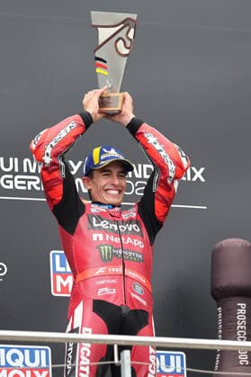 Hohenstein-Ernstthal, 12.07.26: Motorrad Grand Prix Deutschland 2026, Sachsenring. Marc Marquez (ESP) vom Ducati Lenovo Team feiert seinen Sieg. Motorrad Grand Prix Germany 2025 *** Hohenstein Ernstthal, July 12, 2026: 2026 German Motorcycle Grand Prix, Sachsenring; Marc Marquez (ESP) of the Ducati Lenovo Team celebrates his victory at the 2025 German Motorcycle Grand Prix