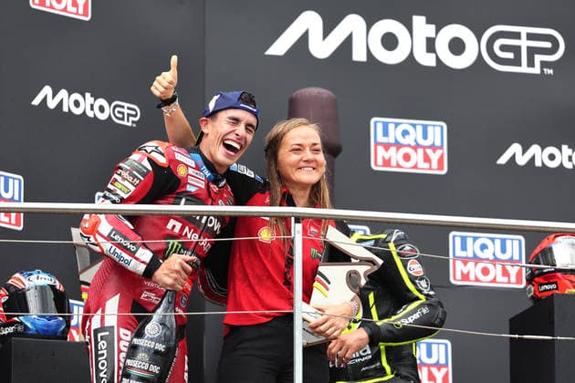 Hohenstein-Ernstthal, 12.07.26: Motorrad Grand Prix Deutschland 2026, Sachsenring. Marc Marquez (ESP) vom Ducati Lenovo Team feiert seinen Sieg. Motorrad Grand Prix Germany 2025 *** Hohenstein Ernstthal, July 12, 2026: 2026 German Motorcycle Grand Prix, Sachsenring; Marc Marquez (ESP) of the Ducati Lenovo Team celebrates his victory at the 2025 German Motorcycle Grand Prix