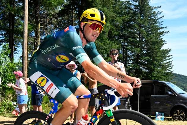 Tour de France 2026 Stage 9 USSEL, FRANCE - JULY 12 : Pedersen Mads (DEN) of Lidl - Trek during stage 9 of the 113rd edition of Tour de France an UCI World Tour 2.UWT cycling road race stage for Men Elite of 185 km with start in Malemort and finish in Ussel on July 12, 2026 in Ussel, France, 12 07 2026 ( Motordriver Kurt Vandenborre - Ussel France  Copyright: xTomasxSiskx