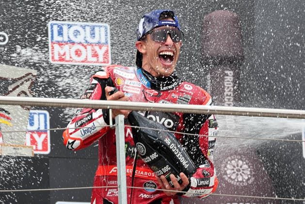 Hohenstein-Ernstthal, 12.07.26: Motorrad Grand Prix Deutschland 2026, Sachsenring. Marc Marquez (ESP) vom Ducati Lenovo Team feiert seinen Sieg. Motorrad Grand Prix Germany 2025 *** Hohenstein Ernstthal, July 12, 2026: 2026 German Motorcycle Grand Prix, Sachsenring; Marc Marquez (ESP) of the Ducati Lenovo Team celebrates his victory at the 2025 German Motorcycle Grand Prix