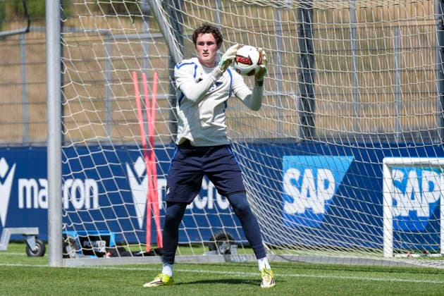 Lukas Petersson (Torwart, Hoffenheim, 36), am Ball, Freisteller, Ganzkörper, Einzelbild, Einzelfoto, Aktion, Action, 12.07.2026, Zuzenhausen (Deutschland), Fussball, Bundesliga, Trainingsauftakt TSG 1899 Hoffenheim, DFB DFL REGULATIONS PROHIBIT ANY USE OF PHOTOGRAPHS AS IMAGE SEQUENCES AND OR QUASI-VIDEO. *** Lukas Petersson, goalkeeper, Hoffenheim, 36, on the ball, isolated figure, full-body shot, single image, single photo, action, July 12, 2026, Zuzenhausen, Germany, soccer, Bundesliga, start of training for TSG 1899 Hoffenheim, DFB and DFL regulations prohibit any use of photographs as image sequences and or quasi-video xozx