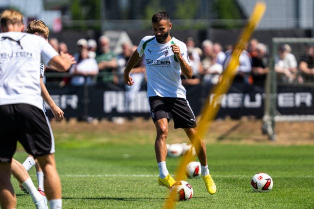 Franck Honorat (Borussia Moenchengladbach, 09) Trainingsauftakt VfL Borussia Moenchengladbach, Fussball, 1. Bundesliga, Saison 2026 2027, 12.07.2026 DFL REGULATIONS PROHIBIT ANY USE OF PHOTOGRAPHS AS IMAGE SEQUENCES AND OR QUASI-VIDEO Trainingsauftakt VfL Borussia Moenchengladbach, Fussball, 1. Bundesliga, Saison 2026 2027, 12.07.2026 Moenchengladbach *** Franck Honorat, Borussia Mönchengladbach, 09: Start of Training for VfL Borussia Mönchengladbach, Soccer, Bundesliga 1, 2026–2027 Season, July 12, 2026 DFL regulations prohibit any use of photographs as image sequences and or quasi-video Start of training for VfL Borussia Mönchengladbach, soccer, Bundesliga 1, 2026–2027 Season, July 12, 2026, Mönchengladbach Copyright: xEibner-Pressefoto J.xDerondeaux EP_JDU