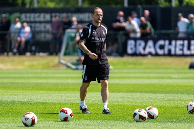 Eugen Polanski (Chef-Trainer, Borussia Moenchengladbach) Trainingsauftakt VfL Borussia Moenchengladbach, Fussball, 1. Bundesliga, Saison 2026 2027, 12.07.2026 DFL REGULATIONS PROHIBIT ANY USE OF PHOTOGRAPHS AS IMAGE SEQUENCES AND OR QUASI-VIDEO Trainingsauftakt VfL Borussia Moenchengladbach, Fussball, 1. Bundesliga, Saison 2026 2027, 12.07.2026 Moenchengladbach *** Eugen Polanski, Head Coach, Borussia Mönchengladbach; Start of Training for VfL Borussia Mönchengladbach; Soccer; Bundesliga 1; 2026–2027 Season; July 12, 2026 DFL regulations prohibit any use of photographs as image sequences and or quasi-video Start of training for VfL Borussia Mönchengladbach, soccer, Bundesliga 1, 2026–2027 Season, July 12, 2026, Mönchengladbach Copyright: xEibner-Pressefoto J.xDerondeaux EP_JDU