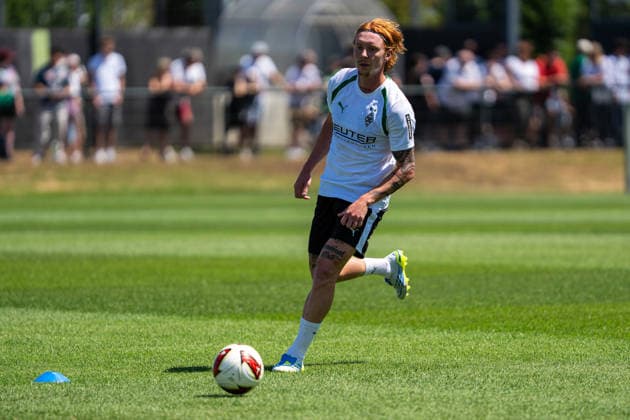 Yukhym Konoplia (Borussia Moenchengladbach, 22) Trainingsauftakt VfL Borussia Moenchengladbach, Fussball, 1. Bundesliga, Saison 2026 2027, 12.07.2026 DFL REGULATIONS PROHIBIT ANY USE OF PHOTOGRAPHS AS IMAGE SEQUENCES AND OR QUASI-VIDEO Trainingsauftakt VfL Borussia Moenchengladbach, Fussball, 1. Bundesliga, Saison 2026 2027, 12.07.2026 Moenchengladbach *** Yukhym Konoplia, Borussia Mönchengladbach, 22: Start of Training, VfL Borussia Mönchengladbach, Soccer, Bundesliga 1, 2026–2027 Season, July 12, 2026 DFL regulations prohibit any use of photographs as image sequences and or quasi-video Start of training for VfL Borussia Mönchengladbach, soccer, Bundesliga 1, 2026–2027 season, July 12, 2026, Mönchengladbach Copyright: xEibner-Pressefoto J.xDerondeaux EP_JDU
