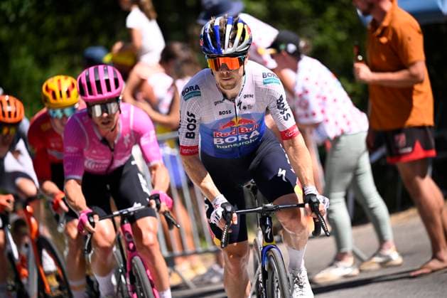 Tour de France 2026 Stage 9 USSEL, FRANCE - JULY 12 : Van Gils Maxim (BEL) of Red Bull - BORA - Hansgrohe during stage 9 of the 113rd edition of Tour de France an UCI World Tour 2.UWT cycling road race stage for Men Elite of 185 km with start in Malemort and finish in Ussel on July 12, 2026 in Ussel, France, 12 07 2026 ( Motordriver Kurt Vandenborre - Ussel France  Copyright: xTomasxSiskx