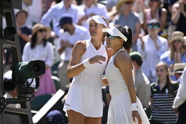 Tennis - Wimbledon 2026 - ITF - The Championships - 12 07 2026 - Tennis - Wimbledon 2026 - ITF - The Championships - 12 07 2026 - Kristina Mladenovic France et Guo Hanyu Chine rempordte le double dames . London  Copyright: xChryslenexCaillaud Psnewzx