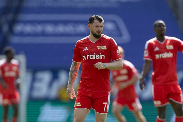 GER, Jena, Fussball, Testspiel, FC Carl-Zeiss Jena vs. 1. FC Union Berlin im Bild v.l.: Oliver Burke (1. FC Union Berlin 07), 12.07.2026, Ernst-Abbe Sportfeld Jena DFB REGULATIONS PROHIBIT ANY USE OF PHOTOGRAPHS AS IMAGE SEQUENCES AND OR QUASI-VIDEO, *** GER, Jena, Soccer, Friendly Match, FC Carl Zeiss Jena vs. 1. FC Union Berlin (pictured, from left): Oliver Burke, 1. FC Union Berlin, July 12, 2026, Ernst Abbe Sportfeld, Jena. DFB regulations prohibit any use of photographs as image sequences and or quasi-video, Copyright: HMBxMedia PaulxFritz