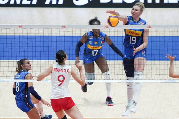 RECORD DATE NOT STATED Volleyball Nations League Hong Kong 2026 - Day 5 Sarah Luisa Fahr (No.19), Myriam Fatime Sylla (No.17), Alessia Orro (No.8) from team Italy and Wang Aoqian (No.9) from China during the match between Italy and China at Volleyball Nations League Hong Kong 2026 on July 12, 2026 in Hong Kong. (Photo by Ellan Mad Nexpher Images) Hong Kong