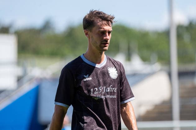 12.07.2026, xhfmx, Fussball Testspiel, FSV Frankfurt - RW Walldorf Christoph Ehlich (3, FSV Frankfurt) (DFL DFB REGULATIONS PROHIBIT ANY USE OF PHOTOGRAPHS as IMAGE SEQUENCES and or QUASI-VIDEO) *** July 12, 2026, xhfmx, Soccer Friendly Match, FSV Frankfurt vs. RW Walldorf, Christoph Ehlich 3, FSV Frankfurt. DFL and DFB regulations prohibit any use of photographs as image sequences and or quasi-video.