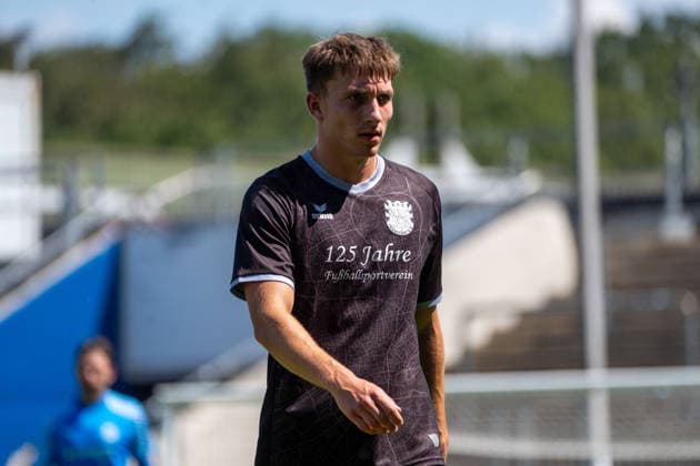 12.07.2026, xhfmx, Fussball Testspiel, FSV Frankfurt - RW Walldorf David Deger (FSV Frankfurt) (DFL DFB REGULATIONS PROHIBIT ANY USE OF PHOTOGRAPHS as IMAGE SEQUENCES and or QUASI-VIDEO) *** July 12, 2026, xhfmx, Soccer Friendly Match, FSV Frankfurt vs. RW Walldorf, David Deger, FSV Frankfurt, DFL, DFB. REGULATIONS PROHIBIT ANY USE OF PHOTOGRAPHS AS IMAGE SEQUENCES AND OR QUASI-VIDEO
