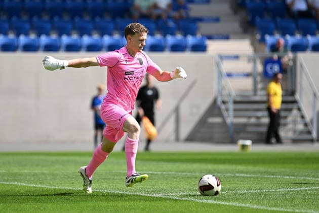 Fußball I Herren I Saison 2026-2027 I Freundschaftsspiel I FC Carl Zeiss Jena - 1. FC Union Berlin I 12.07.2026 Marius Liesegang (1, FC Carl Zeiss Jena) Freisteller, Nahaufnahme, Porträt, Portrait, Einzelfoto, Einzelbild, Körper Jena Ernst-Abbe-Sportfeld, ad hoc Arena Thüringen Deutschland *** Soccer I Men s I 2026–2027 Season I Friendly Match I FC Carl Zeiss Jena vs. FC Union Berlin I July 12, 2026 Marius Liesegang 1, FC Carl Zeiss Jena, cutout, close-up, portrait, single photo, single image, body, Jena Ernst Abbe Sportfeld, ad hoc Arena, Thuringia, Germany Copyright: xLobeca InesxHähnelx