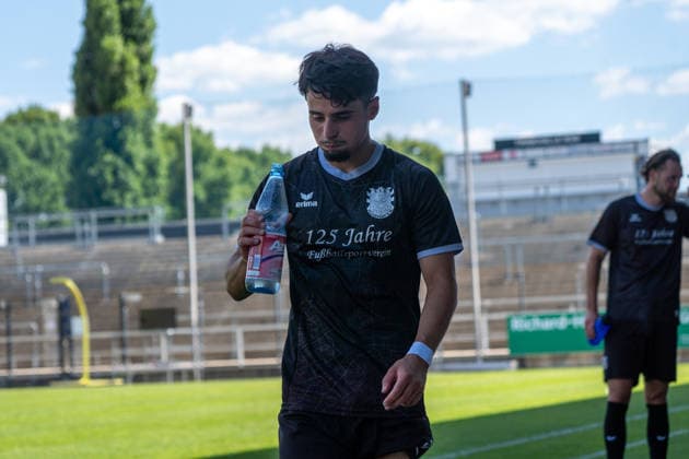 12.07.2026, xhfmx, Fussball Testspiel, FSV Frankfurt - RW Walldorf Ismail Harnafi (11, FSV Frankfurt) (DFL DFB REGULATIONS PROHIBIT ANY USE OF PHOTOGRAPHS as IMAGE SEQUENCES and or QUASI-VIDEO) *** July 12, 2026, xhfmx, Soccer Friendly Match, FSV Frankfurt vs. RW Walldorf, Ismail Harnafi 11, FSV Frankfurt: DFL and DFB regulations prohibit any use of photographs as image sequences and or quasi-video.