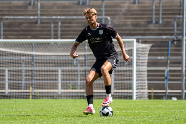 12.07.2026, xhfmx, Fussball Testspiel, FSV Frankfurt - RW Walldorf Phil Kemper (5, FSV Frankfurt) (DFL DFB REGULATIONS PROHIBIT ANY USE OF PHOTOGRAPHS as IMAGE SEQUENCES and or QUASI-VIDEO) *** July 12, 2026, xhfmx, Soccer Friendly Match, FSV Frankfurt vs. RW Walldorf, Phil Kemper 5, FSV Frankfurt. DFL and DFB regulations prohibit any use of photographs as image sequences and or quasi-video.