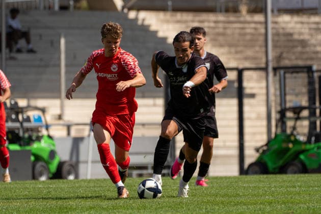 12.07.2026, xhfmx, Fussball Testspiel, FSV Frankfurt - RW Walldorf George Iorga (23, FSV Frankfurt) (DFL DFB REGULATIONS PROHIBIT ANY USE OF PHOTOGRAPHS as IMAGE SEQUENCES and or QUASI-VIDEO) *** July 12, 2026, xhfmx, Soccer Friendly Match, FSV Frankfurt vs. RW Walldorf, George Iorga 23, FSV Frankfurt. DFL and DFB regulations prohibit any use of photographs as image sequences and or quasi-video.