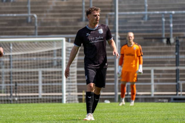 12.07.2026, xhfmx, Fussball Testspiel, FSV Frankfurt - RW Walldorf David Deger (FSV Frankfurt) (DFL DFB REGULATIONS PROHIBIT ANY USE OF PHOTOGRAPHS as IMAGE SEQUENCES and or QUASI-VIDEO) *** July 12, 2026, xhfmx, Soccer Friendly Match, FSV Frankfurt vs. RW Walldorf, David Deger, FSV Frankfurt, DFL, DFB. REGULATIONS PROHIBIT ANY USE OF PHOTOGRAPHS AS IMAGE SEQUENCES AND OR QUASI-VIDEO