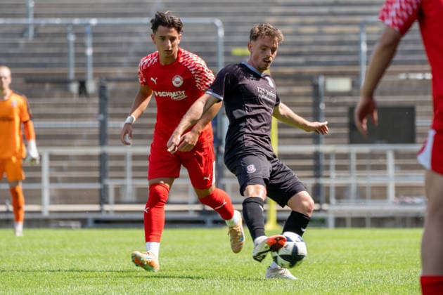 12.07.2026, xhfmx, Fussball Testspiel, FSV Frankfurt - RW Walldorf David Deger (FSV Frankfurt) (DFL DFB REGULATIONS PROHIBIT ANY USE OF PHOTOGRAPHS as IMAGE SEQUENCES and or QUASI-VIDEO) *** July 12, 2026, xhfmx, Soccer Friendly Match, FSV Frankfurt vs. RW Walldorf, David Deger, FSV Frankfurt, DFL, DFB. REGULATIONS PROHIBIT ANY USE OF PHOTOGRAPHS AS IMAGE SEQUENCES AND OR QUASI-VIDEO