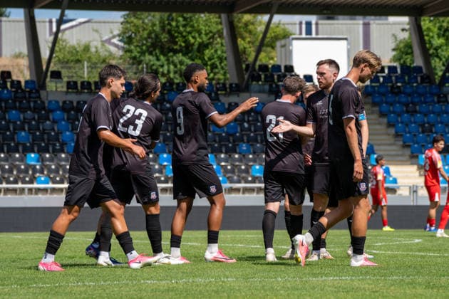 12.07.2026, xhfmx, Fussball Testspiel, FSV Frankfurt - RW Walldorf Der FSV Frankfurt bejubelt einen Treffer gegen Walldorf. (DFL DFB REGULATIONS PROHIBIT ANY USE OF PHOTOGRAPHS as IMAGE SEQUENCES and or QUASI-VIDEO) *** July 12, 2026, xhfmx, Soccer Friendly Match, FSV Frankfurt vs. RW Walldorf FSV Frankfurt celebrates a goal against Walldorf DFL DFB REGULATIONS PROHIBIT ANY USE OF PHOTOGRAPHS as IMAGE SEQUENCES and or QUASI-VIDEO