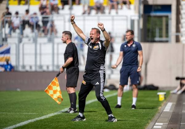 Fußball, Herren, Saison 2026 2027, Testspiel, FC Carl Zeiss Jena - 1. FC Union Berlin, Trainer Marco Grote (FC Carl Zeiss Jena), 12.07. 2026, *** Soccer, Men s, 2026–2027 Season, Friendly Match, FC Carl Zeiss Jena vs. FC Union Berlin, Coach Marco Grote, FC Carl Zeiss Jena, July 12, 2026, Copyright: xMatthiasxKochx
