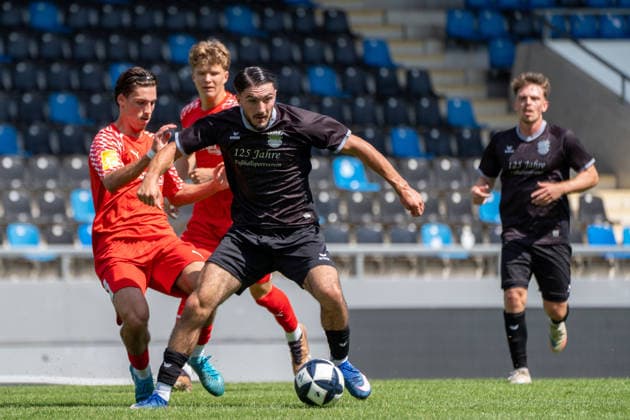12.07.2026, xhfmx, Fussball Testspiel, FSV Frankfurt - RW Walldorf Sinan Orhan (12, FSV Frankfurt)) (DFL DFB REGULATIONS PROHIBIT ANY USE OF PHOTOGRAPHS as IMAGE SEQUENCES and or QUASI-VIDEO) *** July 12, 2026, xhfmx, Soccer Friendly Match, FSV Frankfurt vs. RW Walldorf, Sinan Orhan 12, FSV Frankfurt. DFL and DFB regulations prohibit any use of photographs as image sequences and or quasi-video.