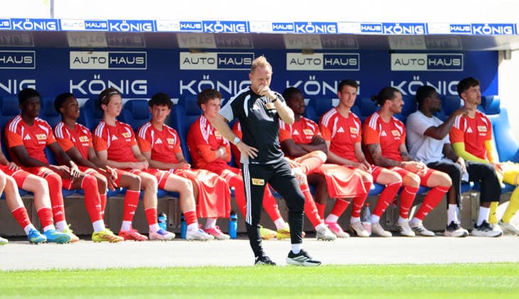 Trainer Mauro Lustrinelli nachdenklich, unzufrieden Fußball Fussball Testspiel Saison 2026 2027 12.07.2026 FC Carl Zeiss Jena vs.1.FC Union Berlin FCU DFL regulations prohibit any use of photographs as image sequences and or quasi-video. *** Coach Mauro Lustrinelli looks pensive and dissatisfied. Sports: Soccer. Friendly Match. 2026–2027 Season. December 7, 2026. FC Carl Zeiss Jena vs. 1. FC Union Berlin. FCU. DFL regulations prohibit any use of photographs as image sequences and or quasi-video.