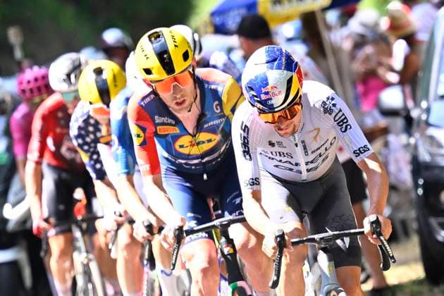 Tour de France 2026 Stage 9 USSEL, FRANCE - JULY 12 : Pidcock Tom (GBR) of Pinarello - Q36.5 Pro Cycling Team during stage 9 of the 113rd edition of Tour de France an UCI World Tour 2.UWT cycling road race stage for Men Elite of 185 km with start in Malemort and finish in Ussel on July 12, 2026 in Ussel, France, 12 07 2026 ( Motordriver Kurt Vandenborre - Ussel France  Copyright: xTomasxSiskx