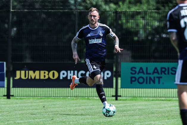 Fussball, 3.Liga Saison 2026 2027 Testspiel TOP Oss - MSV Duisburg 12.07.2026, De Kerkebos Alexander Hahn (MSV Duisburg, 42) Swolgen De Kerkebos Niederlande *** Sports, Soccer, 3rd Division, 2026–2027 Season, Friendly Match: TOP Oss vs. MSV Duisburg, July 12, 2026, De Kerkebos, Alexander Hahn (MSV Duisburg), 42, Swolgen, De Kerkebos, Netherlands