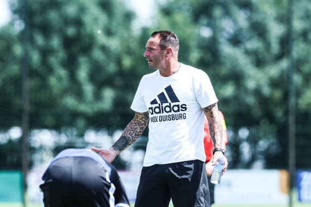 Fussball, 3.Liga Saison 2026 2027 Testspiel TOP Oss - MSV Duisburg 12.07.2026, De Kerkebos Dietmar Hirsch (Cheftrainer, MSV Duisburg) Swolgen De Kerkebos Niederlande *** Sports, Soccer, 3rd Division, 2026–2027 Season, Friendly Match: TOP Oss vs. MSV Duisburg, July 12, 2026, De Kerkebos; Dietmar Hirsch, Head Coach, MSV Duisburg, Swolgen, De Kerkebos, Netherlands