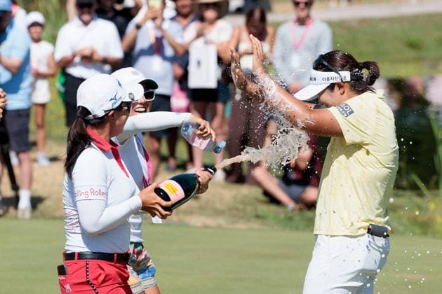 2026 THE ALMUNDI EVIAN CHAMPIONSHIP PHOTOPQR LE DAUPHINE Grégory YETCHMENIZA ; Évian-les-Bains ; 12 07 2026 ; Evian-les-Bains (Haute-Savoie), 11 juillet. 2026 THE ALMUNDI EVIAN CHAMPIONSHIP sur notre photo : Haeran Ryu, remporte le tournoidevant Henderson. Grégory Yetchmeniza Le Dauphiné Libéré Évian-les-Bains Haute-Savoie Rhône-Alpes France  Copyright: xPHOTOPQR LExDAUPHINE MAXPPPxGrégoryxYETCHMENIZAx 20260712JDL2485 20260712JDL2485