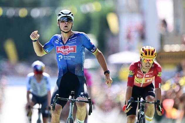 Tour de France 2026 Stage 9 USSEL, FRANCE - JULY 12 : Van Der Poel Mathieu (NED) of Alpecin - Premier Tech wins the sprint , second place for Johannessen Tobias Halland (NOR) of Uno-X Mobility, third place for Pidcock Tom (GBR) of Pinarello - Q36.5 Pro Cycling Team during stage 9 of the 113rd edition of Tour de France an UCI World Tour 2.UWT cycling road race stage for Men Elite of 185 km with start in Malemort and finish in Ussel on July 12, 2026 in Ussel, France, 12 07 2026 ( Motordriver Kurt Vandenborre - Ussel France  Copyright: xPeterxDexVoechtx