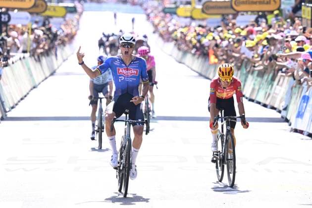 Tour de France 2026 Stage 9 USSEL, FRANCE - JULY 12 : Van Der Poel Mathieu (NED) of Alpecin - Premier Tech wins the sprint , second place for Johannessen Tobias Halland (NOR) of Uno-X Mobility, third place for Pidcock Tom (GBR) of Pinarello - Q36.5 Pro Cycling Team during stage 9 of the 113rd edition of Tour de France an UCI World Tour 2.UWT cycling road race stage for Men Elite of 185 km with start in Malemort and finish in Ussel on July 12, 2026 in Ussel, France, 12 07 2026 Ussel France  Copyright: xTomasxSiskx
