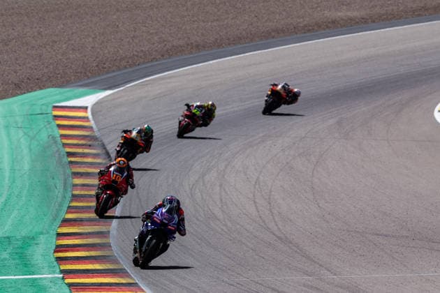 GER, Großer Preis von Deutschland, MotoGP. 11. Lauf, FIM Motorrad-Weltmeisterschaft. 12.07.2026, Sachsenring, Hohenstein-Ernstthal, GER, Großer Preis von Deutschland, MotoGP. 11. Lauf, FIM Motorrad-Weltmeisterschaft. 43, Jack Miller, Prima Pramac Yamaha MotoGP, 10, Luca Marini, Honda HRC Castrol Â Foto: Alexander Trienitz Hohenstein-Ernstthal Sachsenring Sachsen Deutschland *** GER, German Grand Prix, MotoGP Round 11, FIM Motorcycle World Championship, July 12, 2026, Sachsenring, Hohenstein Ernstthal, GER, German Grand Prix, MotoGP Round 11, FIM Motorcycle World Championship 43, Jack Miller, Prima Pramac Yamaha MotoGP, 10, Luca Marini, Honda HRC Castrol. Photo by Alexander Trienitz, Hohenstein Ernstthal, Sachsenring, Saxony, Germany