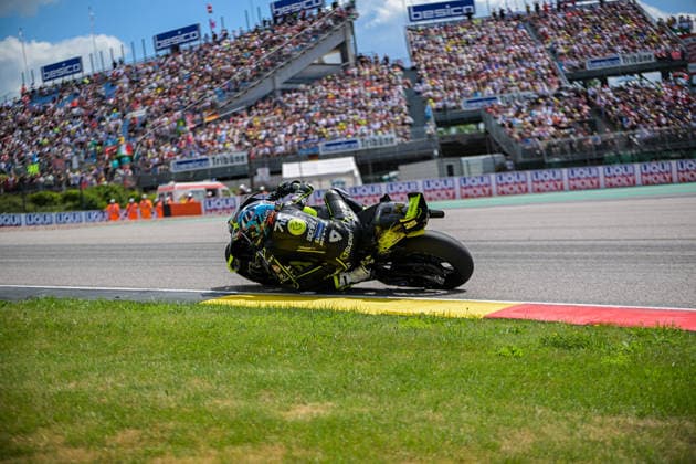 Motorrad Grand Prix Deutschland 2026, Sachsenring MotoGP 12.07.2026 ab 9.00Uhr Uhr Hohenstein-Ernstthal, Sachsenring Im Foto: 25 Raul Fernandez Trackhouse MotoGP Team Motorrad Grand Prix Deutschland 2026, Sachsenring MotoGP Hohenstein-Ernsttal Sachsen Deutschland *** 2026 German Motorcycle Grand Prix, Sachsenring MotoGP, July 12, 2026, starting at 9:00 a.m., Hohenstein-Ernstthal, Sachsenring. Pictured: No. 25 Raul Fernandez of the Trackhouse MotoGP Team at the 2026 German Motorcycle Grand Prix, Sachsenring MotoGP, Hohenstein-Ernstthal, Saxony, Germany Copyright: xEHLxMedia MichelxKöhlerx 20261207-Rennen der MotoGP-Sachsenring_019